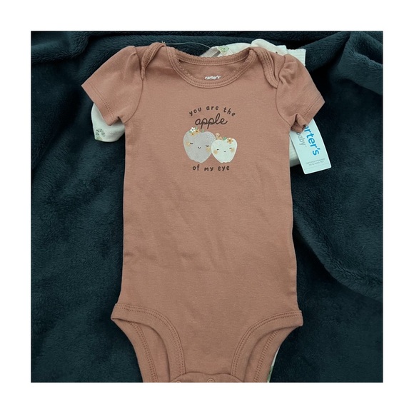 Carters 3 Piece Set - Picture 2 of 6